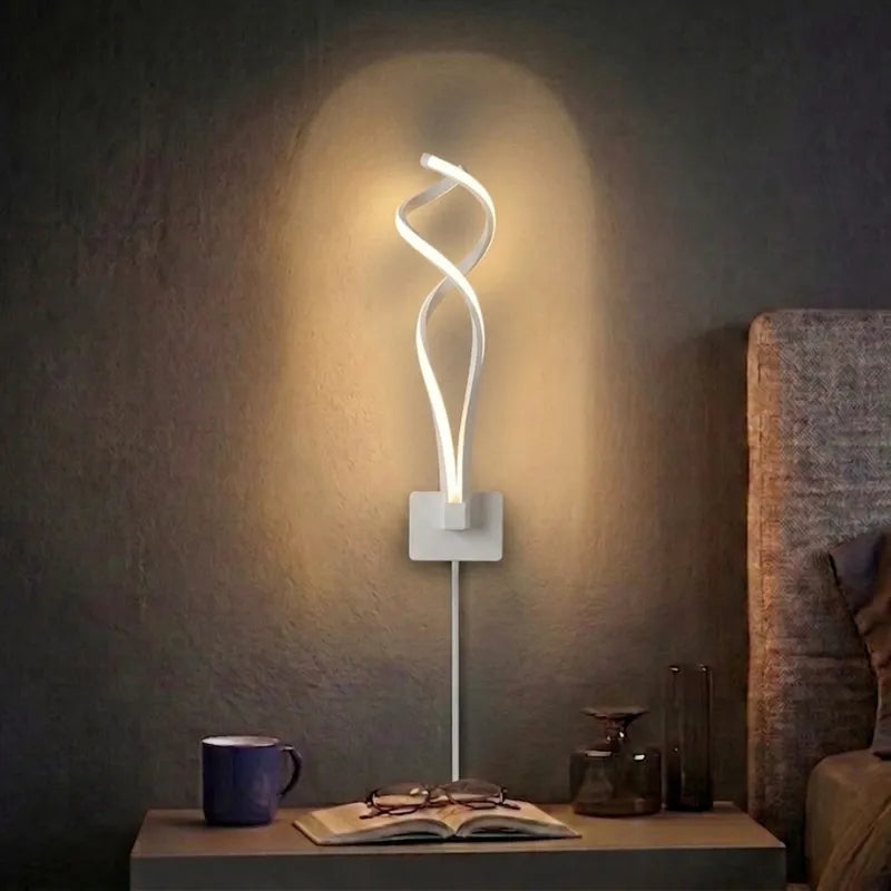 Flame Twist Wall Lamp